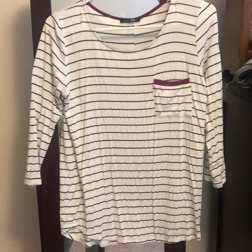 Striped quarter length sleeve top